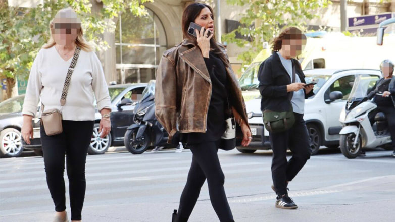 Σταματίνα Τσιμτσιλή: Χαλαρή βόλτα για ψώνια στο κέντρο της πόλης