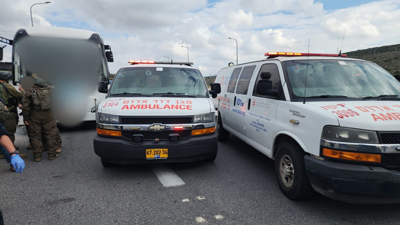 Δυτική Όχθη: Επίθεση ενόπλου σε ισραηλινό λεωφορείο