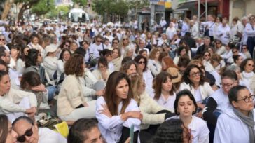 Χιλιάδες Ισραηλινοί απαιτούν συμφωνία για τους ομήρους στη Γάζα