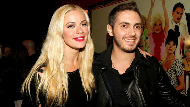 Ζέτα Μακρυπούλια: Αποκαλύπτει για τη σχέση της με τον Μιχάλη Χατζηγιάννη – «Τα πράγματα ήταν οδυνηρά στον χωρισμό» Ζέτα Μακρυπούλια: Αποκαλύπτει για τη σχέση της με τον Μιχάλη Χατζηγιάννη – «Τα πράγματα ήταν οδυνηρά στον χωρισμό»