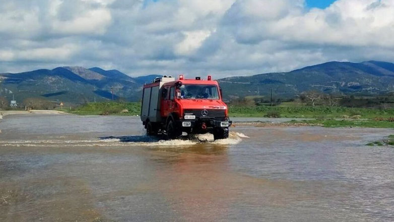 Πυροσβεστική: 1.076 κλήσεις λόγω της κακοκαιρίας