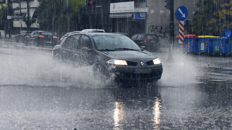 Ισχυρές βροχές και καταιγίδες σε όλη τη χώρα