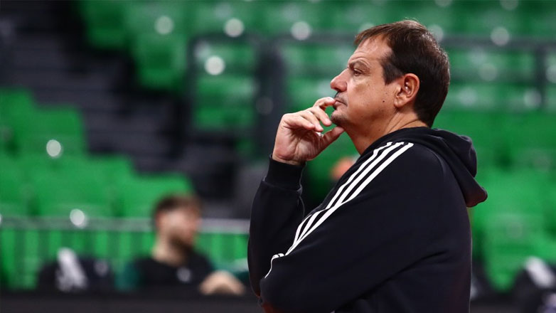 Αταμάν: «Ο Παπαπέτρου δεν πρέπει να σκέφτεται πόσα λεπτά παίζει και να κάνει παράπονα»