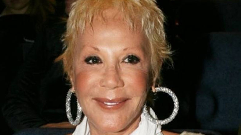 Μπλόκο στη δημοπρασία για τα κοσμήματα της Ζωής Λάσκαρη