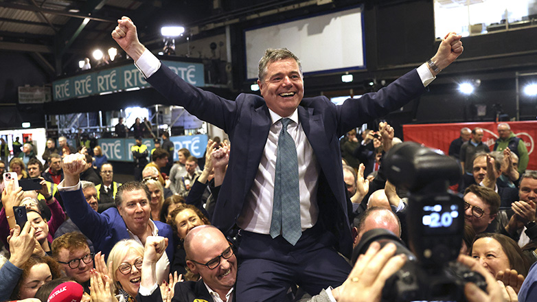 Εκλογές στην Ιρλανδία: Η κεντροδεξιά μια έδρα πριν από την πλειοψηφία στη Βουλή