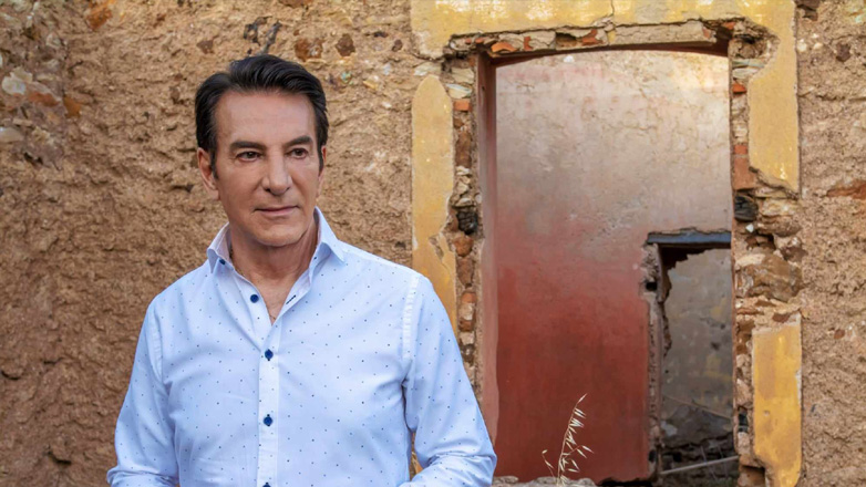 Ο Δημήτρης Κοντολάζος ξεκινάει εμφανίσεις στη Θεσσαλονίκη!