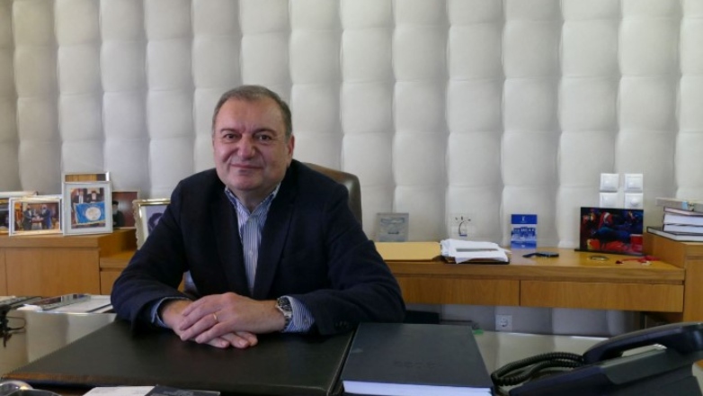 Ο δήμαρχος Πυλαίας – Χορτιάτη στη «Ζούγκλα»: «Γιατί έκανα μήνυση για το ρεύμα»