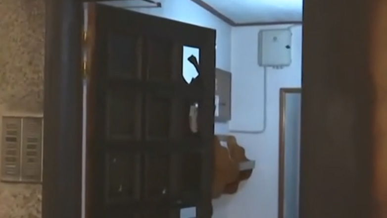 Γλυφάδα: Έκρηξη από γκαζάκια σε είσοδο πολυκατοικίας