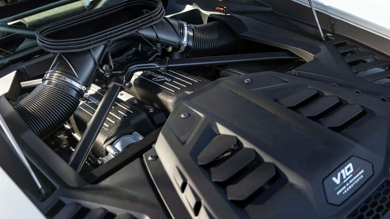 Γιατί η Lamborghini αποχαιρέτησε τον V10 και έκανε την αυτοκίνηση πιο… φτωχή