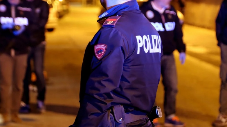 Ιταλία: Συλλήψεις μελών νεοναζιστικής ομάδας στην Μπολόνια Ιταλία: Συλλήψεις μελών νεοναζιστικής ομάδας στην Μπολόνια