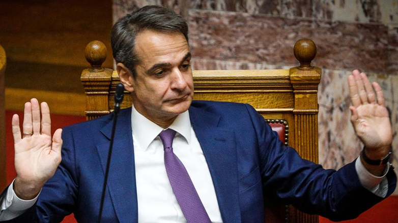 Ο πρωθυπουργός εγκατέλειψε τη Βουλή με πόνους στη μέση