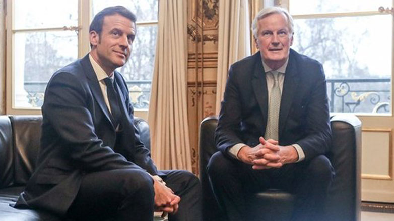 Ο Μακρόν αποδέχτηκε την παραίτηση του Μπαρνιέ