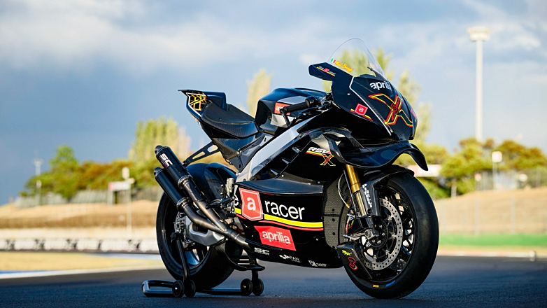 H Aprilia RSV4 X ex3ma εξαντλήθηκε σε μόλις 76 ημέρες, στις 100,000 €!