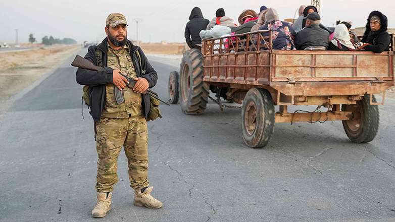 Συρία: Μαζική φυγή των κατοίκων από τη Χομς