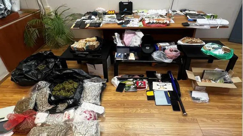 Εξάρθρωση διεθνούς δικτύου διακίνησης ναρκωτικών με πάνω από 1,5 τόνο κάνναβης και 43,5 κιλών κοκαΐνης