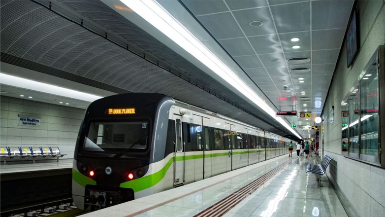 Έκλεισαν και πάλι οι σταθμοί του Μετρό «Πανεπιστήμιο» και «Μοναστηράκι»