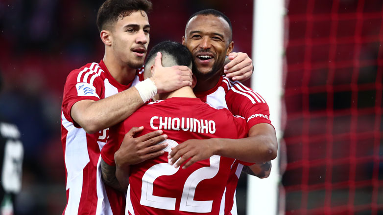 Άνετα ο Ολυμπιακός, 3-0 τον Βόλο