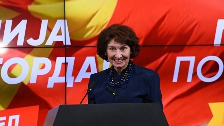 Βόρεια Μακεδονία: Η πρόεδρος δεν παρέστη στη Νοτρ Νταμ λόγω βλάβης στο κυβερνητικό αεροσκάφος