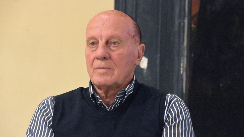 Μίμης Δομάζος για Νίκο Σαργκάνη: «Σαν ψέμα μου φαίνεται φίλε μου»