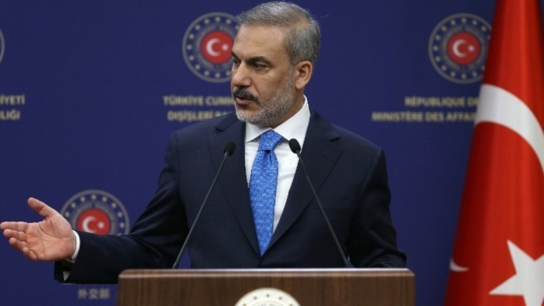 Τηλεφωνική επικοινωνία Φιντάν με Μπλίνκεν και Γκουτέρες για τη Συρία Τηλεφωνική επικοινωνία Φιντάν με Μπλίνκεν και Γκουτέρες για τη Συρία