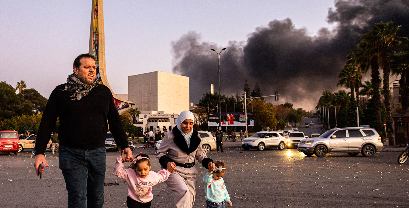 Στους δρόμους οι πολίτες της Συρίας
