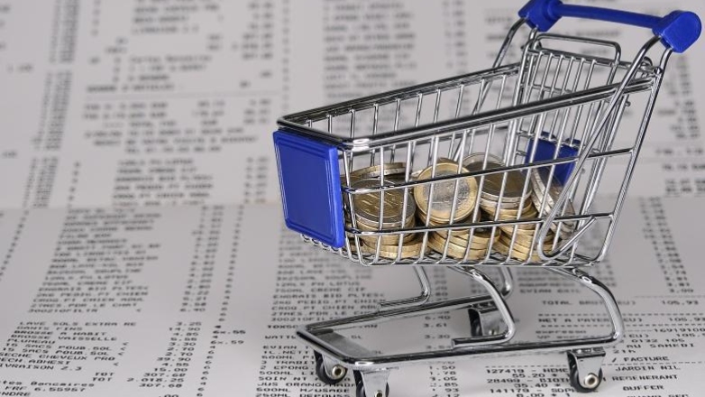 Ακρίβεια και υπερκέρδη των Τραπεζών στο μικροσκόπιο της Βουλής