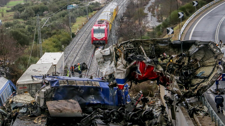Τέμπτη: Ποινική δίωξη σε στέλεχος του υπουργείου Μεταφορών