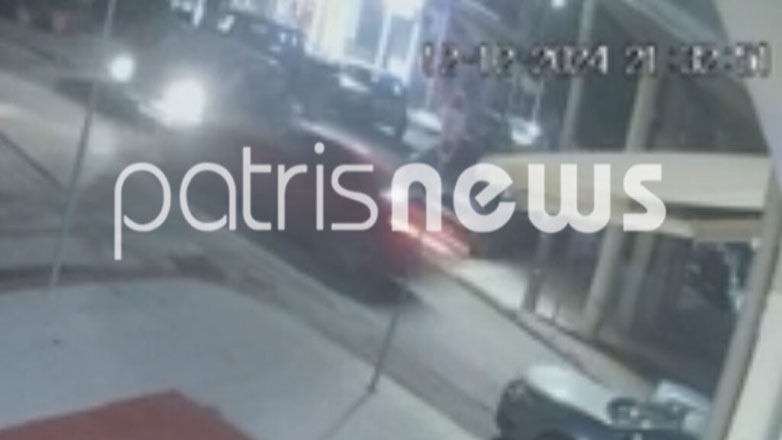 Η στιγμή της σφοδρής σύγκρουσης αυτοκινήτων στον Πύργο