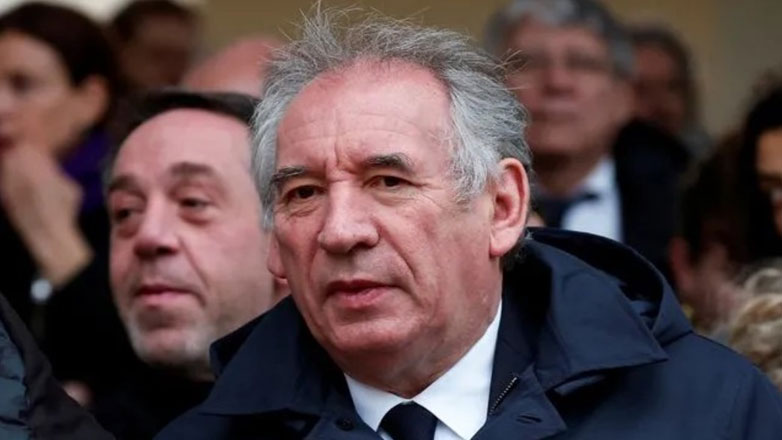 Γαλλία: Ο νέος πρωθυπουργός ορκίστηκε, η πολιτική αστάθεια παραμένει