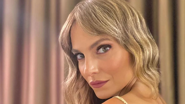 Ναταλία Κηρύκου: Γέννησε η ηθοποιός – Η πρώτη φωτογραφία με τα δίδυμα