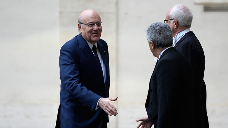 Ο πρωθυπουργός του Λιβάνου καλεί «να επιστρέψουν» οι πρόσφυγες στη Συρία