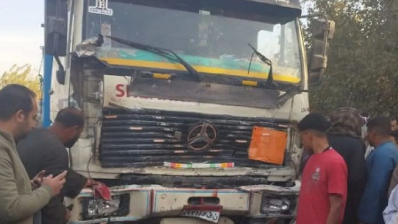 Αίγυπτος: Τουλάχιστον 13 νεκροί από τη σύγκρουση επιβατικού βαν με φορτηγό στην Ασιούτ