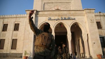 Συρία: Η Χαγιάτ Ταχρίρ αλ-Σαμ θα διαλύσει την στρατιωτική της πτέρυγα