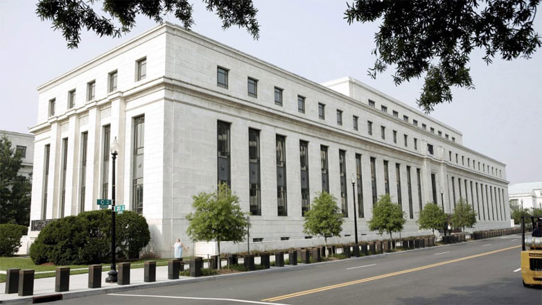 Fed: Μείωσε τα επιτόκια κατά 25 μονάδες βάσης