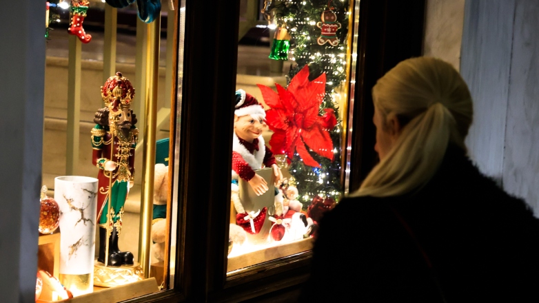 Πληρωμές την Παρασκευή 20/12: Επιδόματα, συντάξεις, δώρα