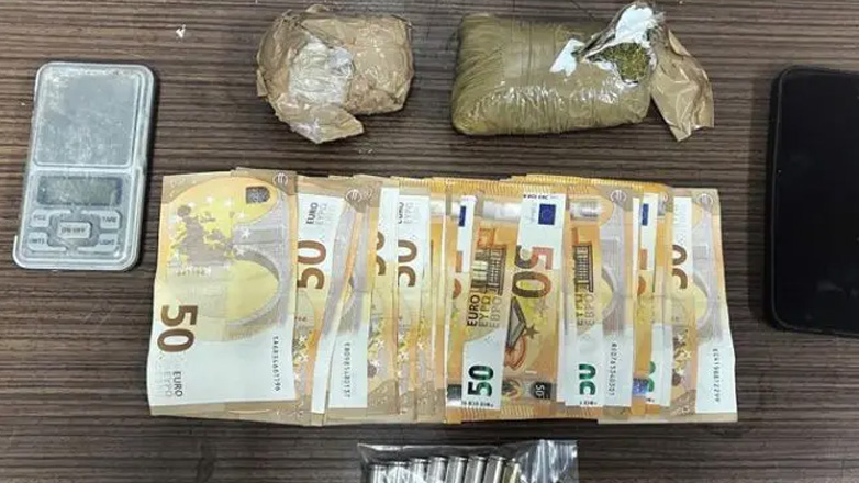 Συνελήφθη 41χρονος για κατοχή και διακίνηση ηρωίνης και κάνναβης στην Αττική