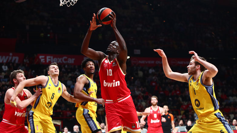 Δυσκολεύτηκε ο Ολυμπιακός, 90-85 την Άλμπα