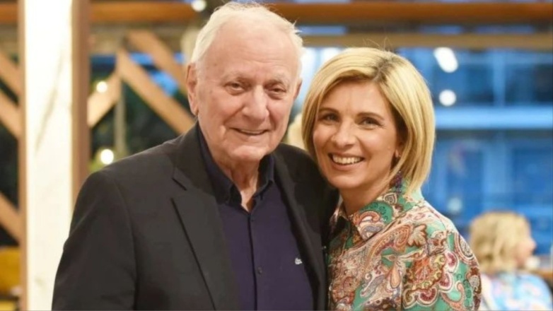 Κώστας Χαρδαβέλλας: Το δημόσιο «ευχαριστώ» της συζύγου του μια μέρα μετά την κηδεία του