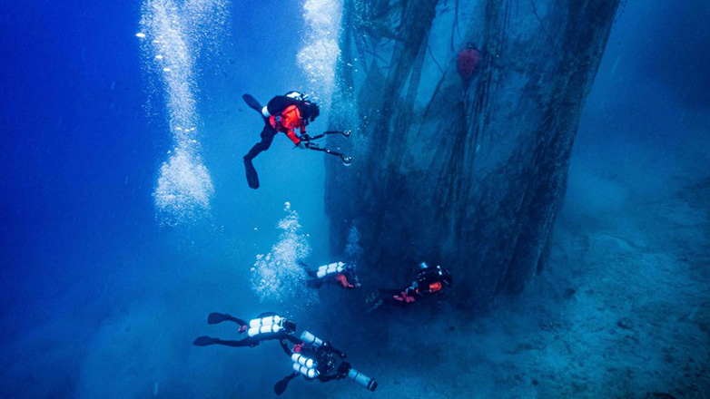 Πως από τα απόβλητα στις θάλασσες κατασκευάζονται τα ανακυκλώσιμα υλικά για τα αυτοκίνητα