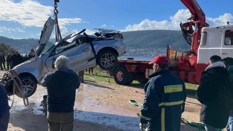 Αμφιλοχία:  Αυτοκίνητο έπεσε στη θάλασσα με τραγική κατάληξη