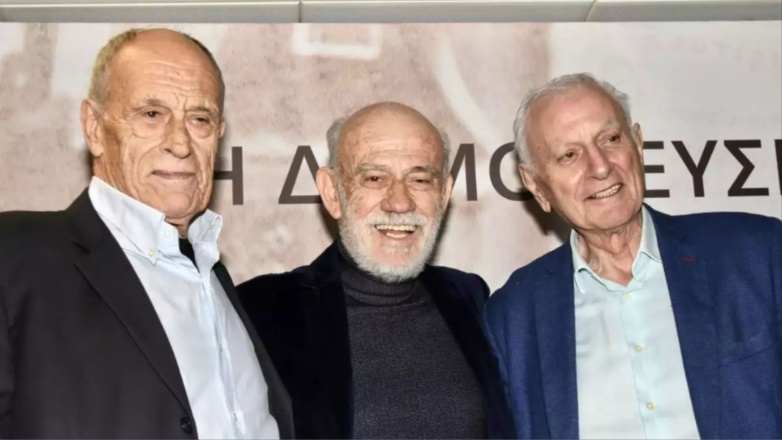 Κώστας Χαρδαβέλλας: Γιώργος Λιάνης και Γιάννης Δημαράς αναπολούν τη συνεργασία τους – «Ήμασταν τρία παλιόπαιδα, κάναμε μεγάλες θυσίες» Κώστας Χαρδαβέλλας: Γιώργος Λιάνης και Γιάννης Δημαράς αναπολούν τη συνεργασία τους – «Ήμασταν τρία παλιόπαιδα, κάναμε μεγάλες θυσίες»