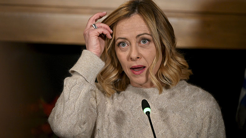 Μελόνι: «Δεν θα επιτρέψουμε στη Ρωσία ή στις εγκληματικές οργανώσεις να ναρκοθετήσουν την ασφάλειά μας»