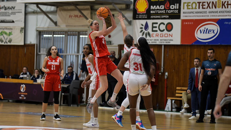 Μπάσκετ γυναικών: Πρωταθλητής χειμώνα ο Ολυμπιακός, 75-55 τον Πανσερραϊκό