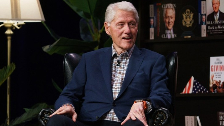 Στο νοσοκομείο με πυρετό ο Μπιλ Κλίντον