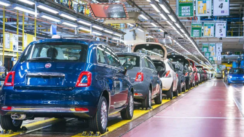 Η χαμηλή ζήτηση για ηλεκτρικά, φέρνει παύσεις στην παραγωγή