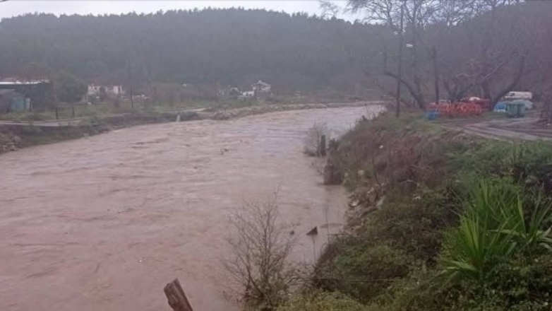 Υπερχείλισε ο Κυθήριος ποταμός στην Εύβοια