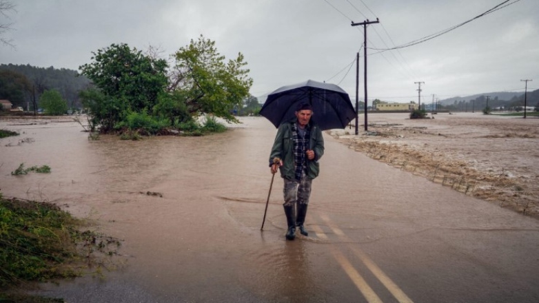 Σε συναγερμό η Εύβοια από τις σφοδρές βροχοπτώσεις