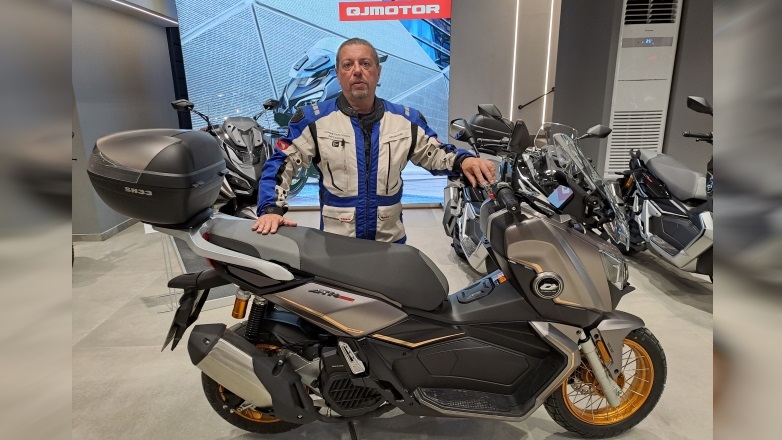 Στην Καππαδοκία με ένα σκούτερ QJMOTOR ATR 125