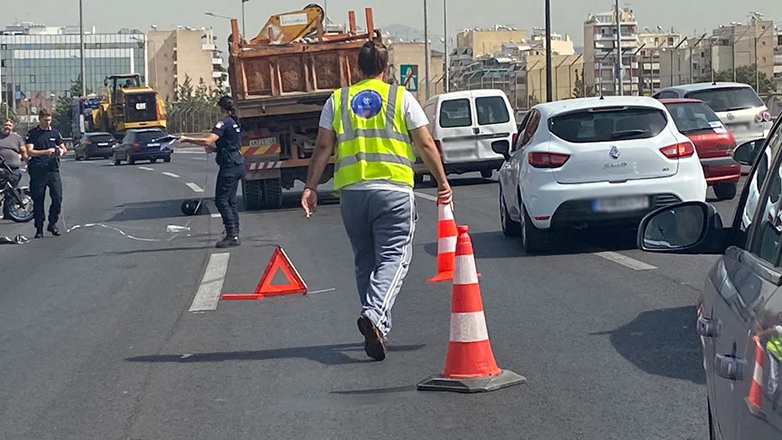 Διακοπή κυκλοφορίας στον Κηφισό, στο ύψος του Περιστερίου