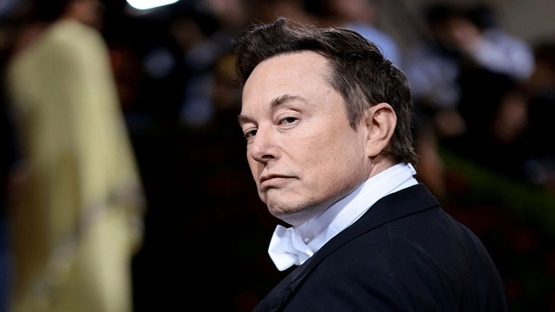 Ίλον Μασκ: Ομοβροντία πυρών εναντίον του από πολιτικά κόμματα της Γερμανίας